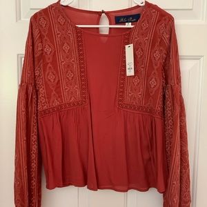 Francesca’s detailed long sleeve, M